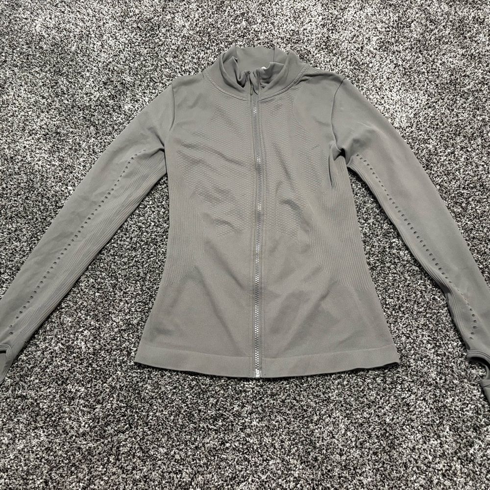 ZYIA Women's Gray Zip-Up Shirt size small